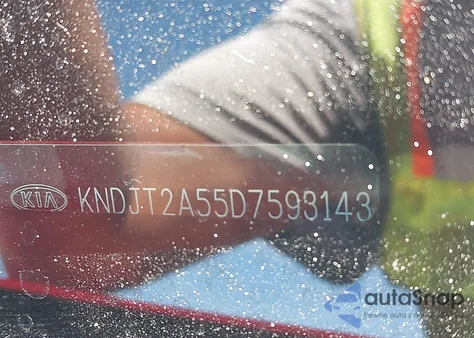 2013 Kia Soul из США, поврежденный, VIN KNDJT2A55D7593143